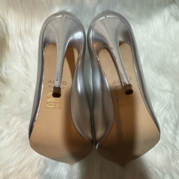 Aldo Silver Ankle Boots - Picture 10 of 13